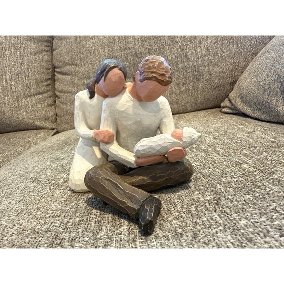 Willow Tree Other - Willow Tree® by Susan Lordi 26029 NEW LIFE Mother, Father & Baby Resin Figurine